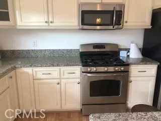 Tustin, CA 92780,13902 Yorba #15a