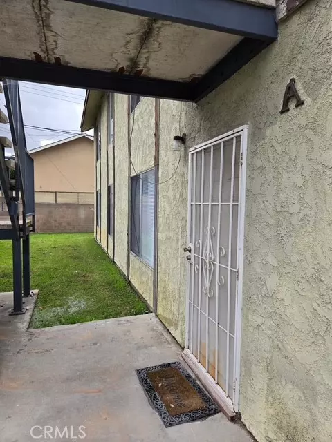 11426 215th ST #A, Lakewood, CA 90715