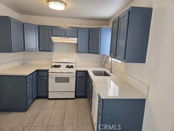 Lakewood, CA 90715,11426 215th ST #A