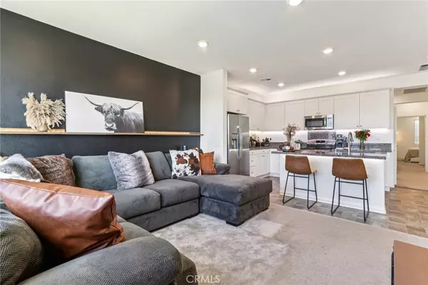 Fontana, CA 92336,16620 Wyndham Lane #9