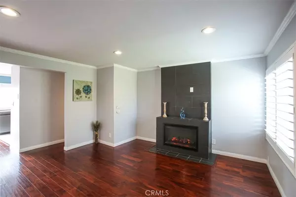 Stanton, CA 90680,11058 Grant WAY