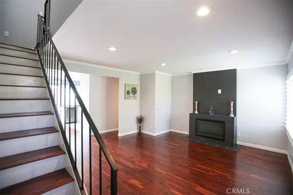 Stanton, CA 90680,11058 Grant WAY