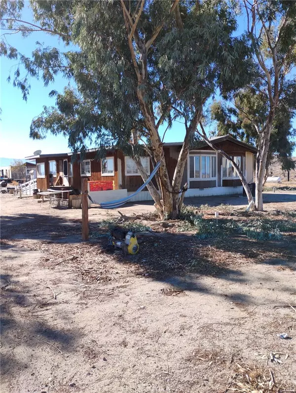 Adelanto, CA 92301,2551 Bella Vista DR