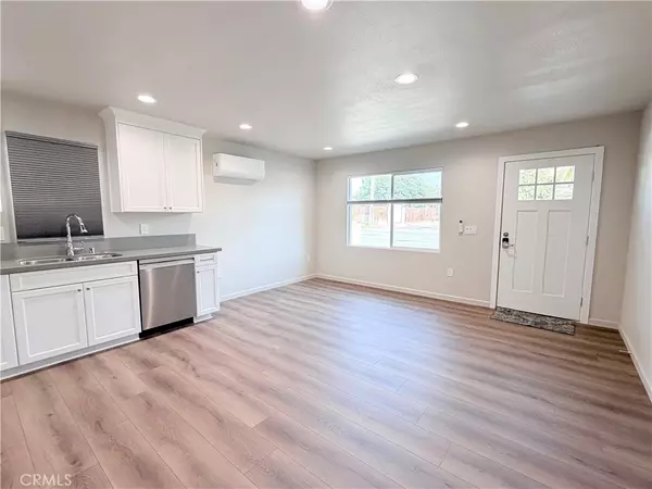 La Habra, CA 90631,401 W Erna #2