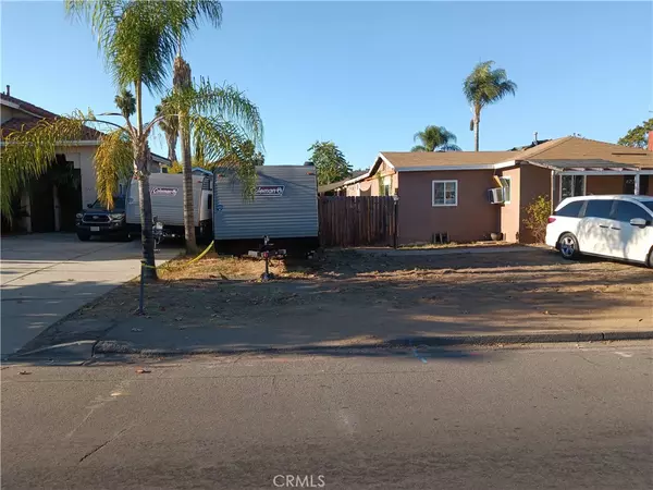 Escondido, CA 92027,1294 E Mission