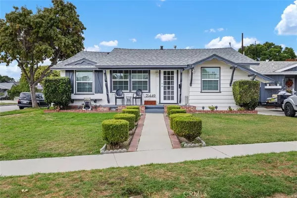 21449 Verne, Lakewood, CA 90715