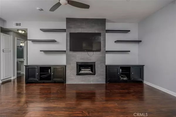 Long Beach, CA 90802,555 Maine AVE #330