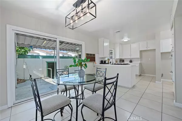 Buena Park, CA 90621,8244 Henderson GN