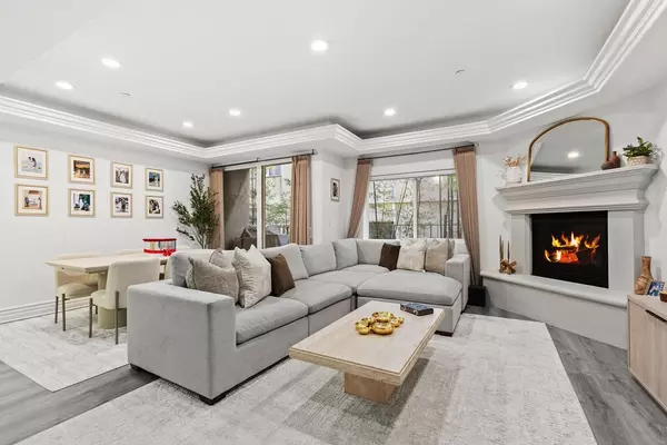 Los Angeles, CA 90035,820 S Bedford