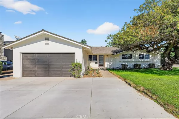 445 E Hoover, Orange, CA 92867