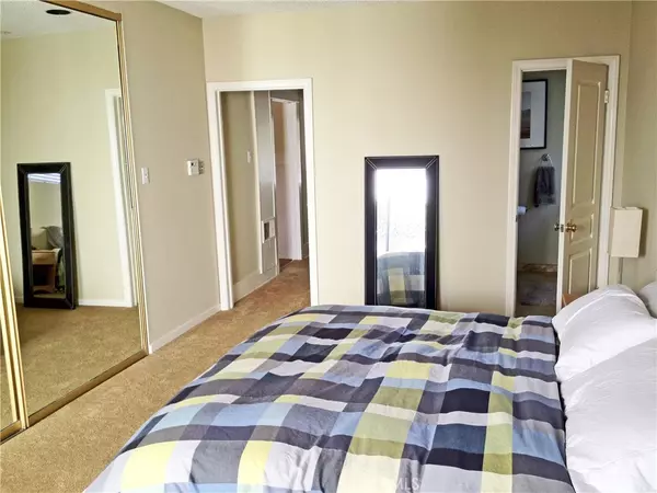 Long Beach, CA 90814,308 Coronado AVE