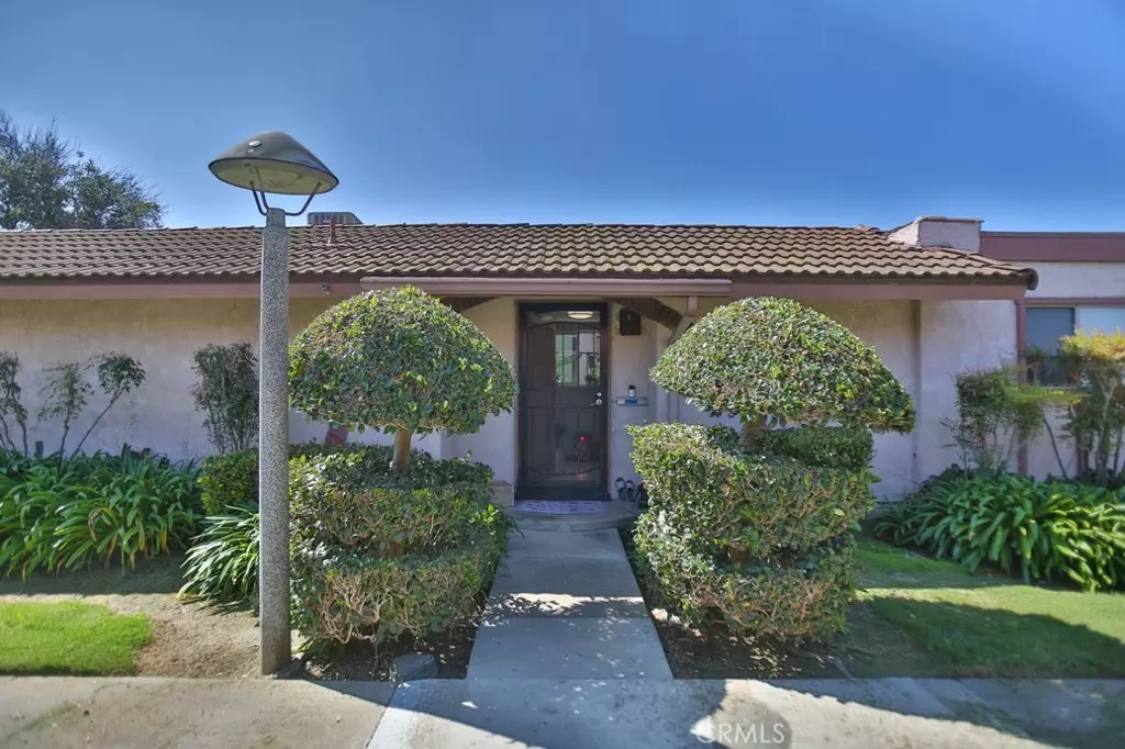 Garden Grove, CA 92840,10136 Montecito Plz