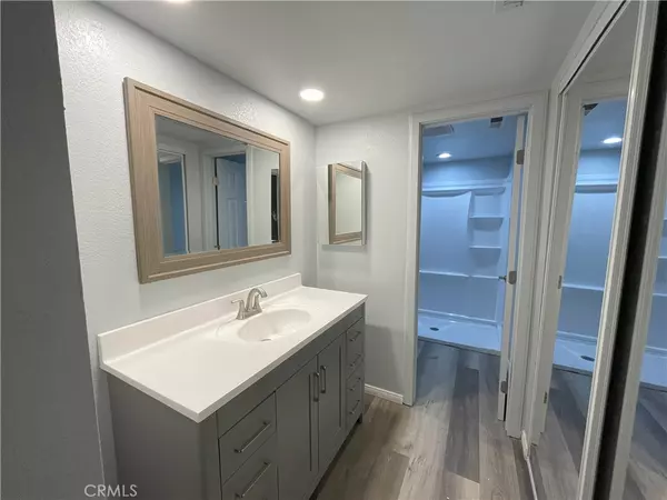 Palm Springs, CA 92264,5301 E Waverly DR #212