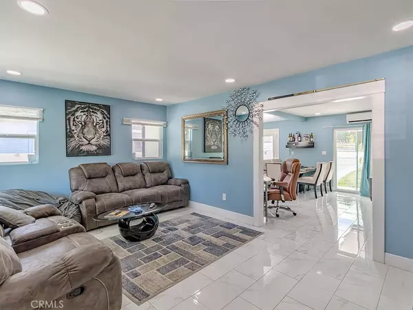 Santa Ana, CA 92703,1130 W Chestnut