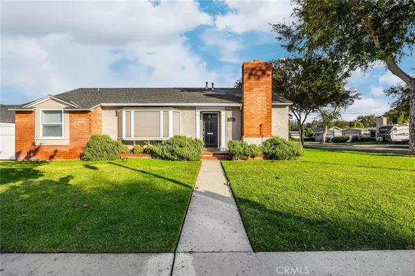 Fullerton, CA 92833,618 S Lee