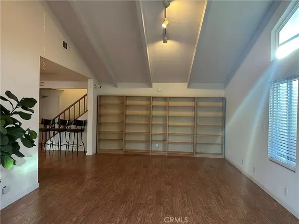 Fountain Valley, CA 92708,16768 Buckeye