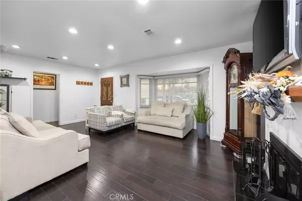 Santa Ana, CA 92707,1231 S Baker