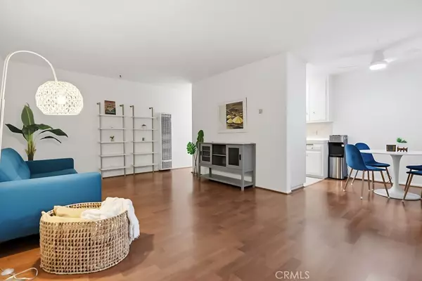 307 Cherry AVE #6, Long Beach, CA 90802