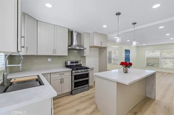 Downey, CA 90242,12155 Dunrobin