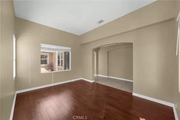 Yorba Linda, CA 92886,3795 Carson