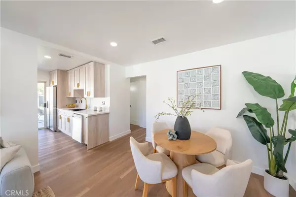 Fullerton, CA 92833,218 Muroc