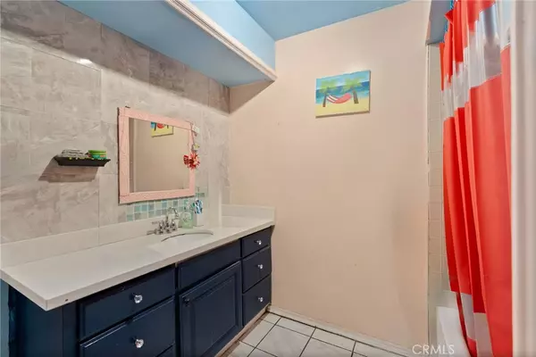 Anaheim, CA 92804,134 S Magnolia AVE #4C