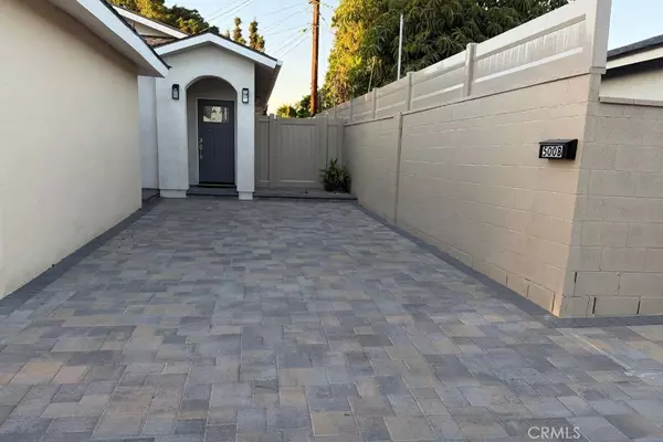 Anaheim, CA 92805,500 N RESH Place #B