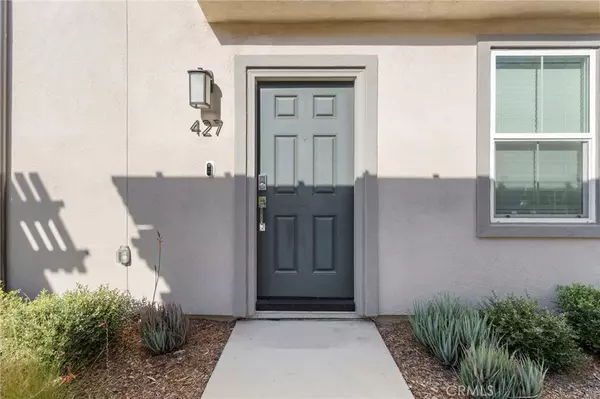 Escondido, CA 92025,427 Carina