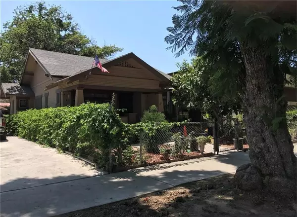 Santa Ana, CA 92701,806 N Lacy