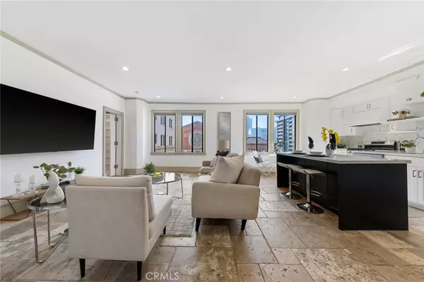 Long Beach, CA 90802,315 W 3rd ST #301