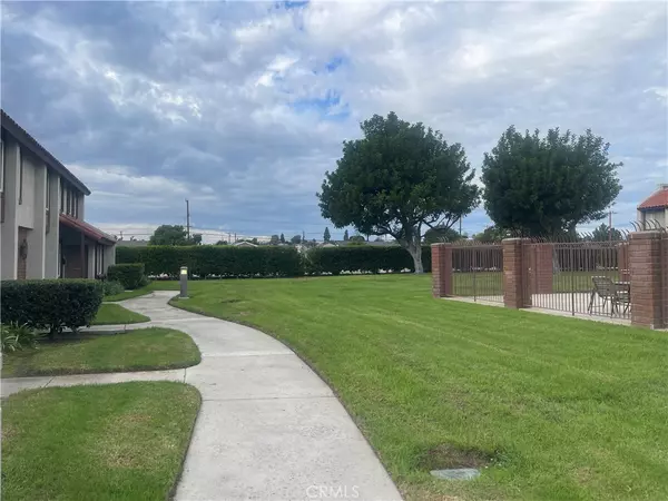 Buena Park, CA 90621,4724 Madrid