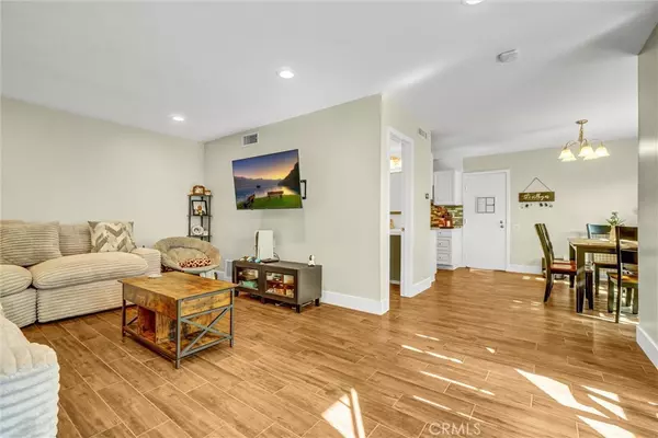 Mission Viejo, CA 92691,23004 Via Nuez