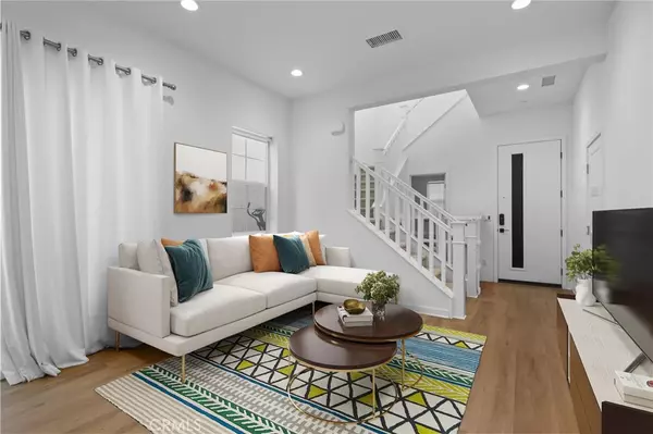 Ontario, CA 91762,2456 E Hyde Paseo