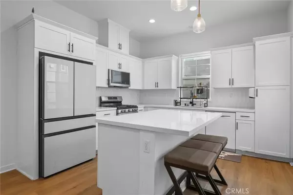 Ontario, CA 91762,2456 E Hyde Paseo