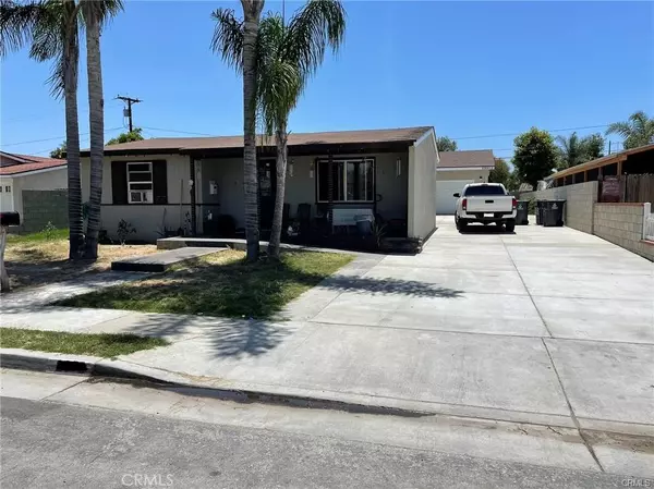 2302 W La Verne AVE, Santa Ana, CA 92704