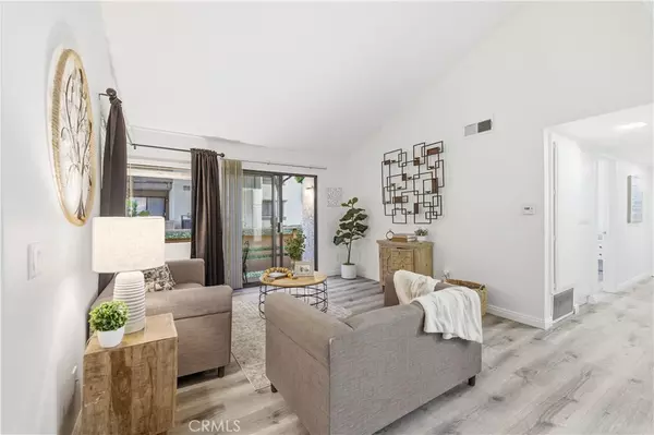 Diamond Bar, CA 91765,22808 Hilton Head DR #30