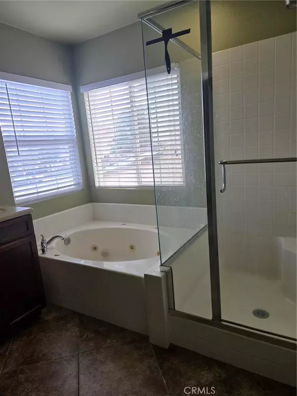 Corona, CA 92883,25015 Pine Mountain