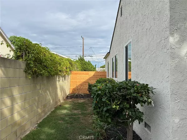 Long Beach, CA 90808,4740 Pepperwood