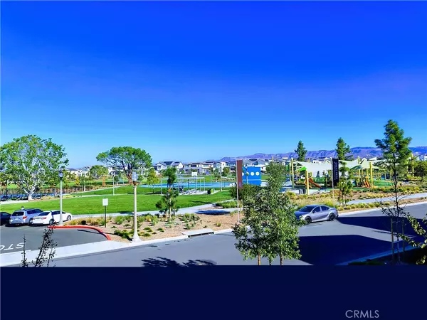 Irvine, CA 92618,520 Gadwall