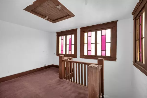 Los Angeles, CA 90044,1101 W Florence AVE