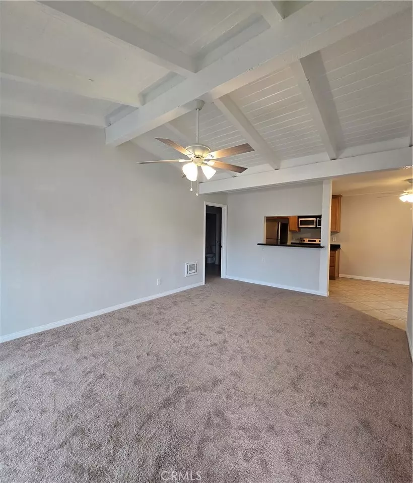 Santa Ana, CA 92701,1345 Cabrillo Park #E2