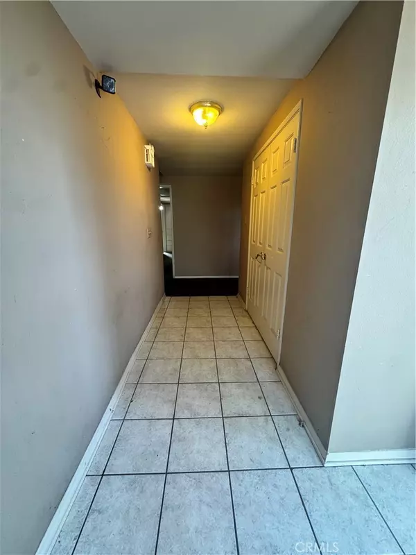 Riverside, CA 92506,2866 Anna