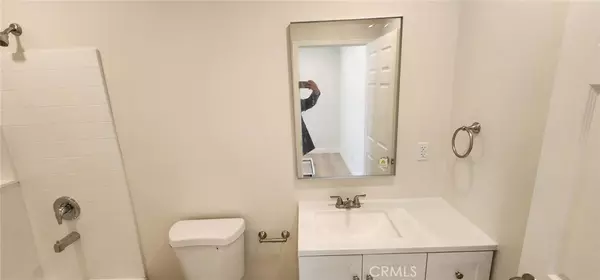 San Bernardino, CA 92404,3168 Sanchez #b