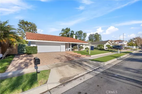 Irvine, CA 92604,5385 Strasbourg AVE