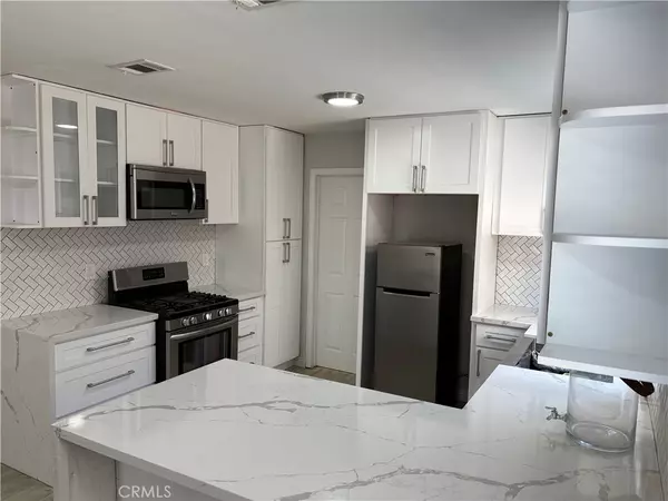 Moreno Valley, CA 92557,23320 Sonnet