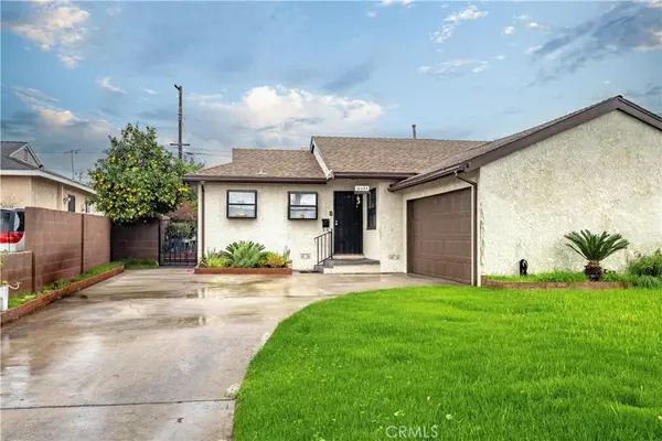 Bellflower, CA 90706,10435 Molette