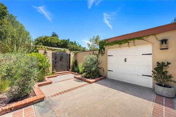 North Tustin, CA 92705,10162 La Sierra