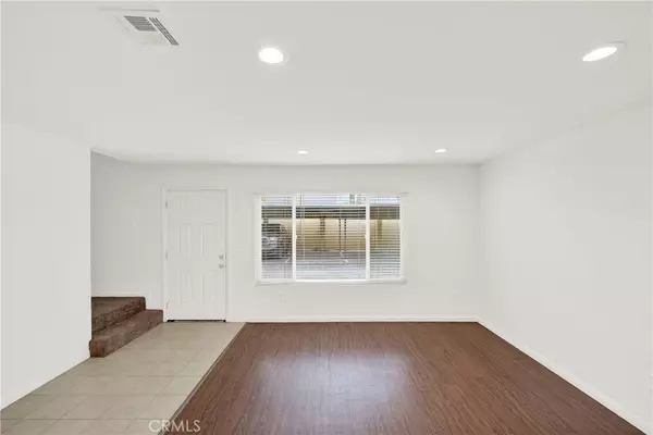 Escondido, CA 92025,980 E Mission Avenue #20