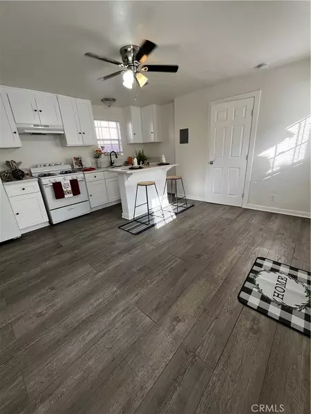 4518 S. Normandie AVE, Los Angeles, CA 90037