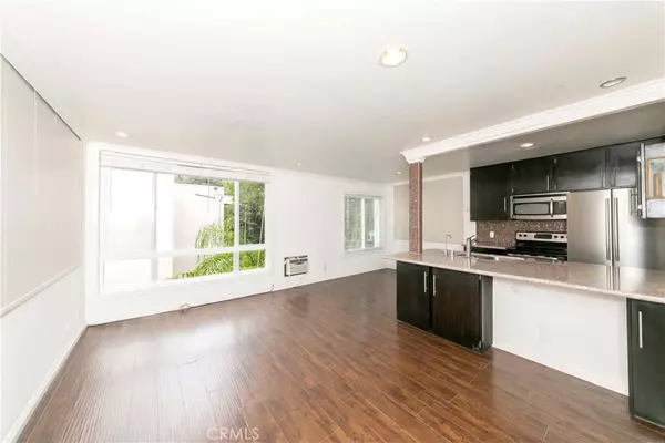 Los Angeles, CA 90020,525 S Ardmore AVE #336